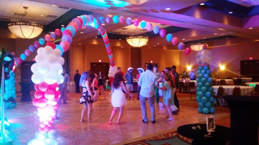Balloons for Weddings and Quinceaneras -5